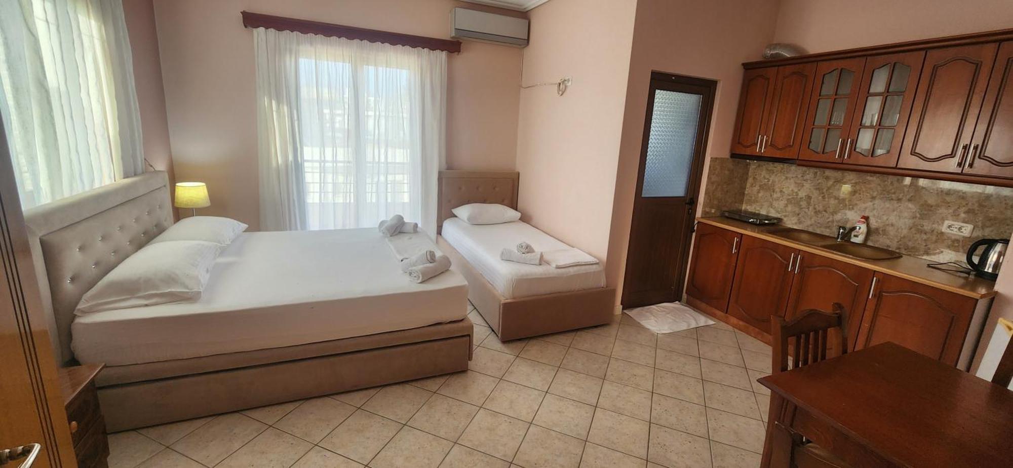 Hotel Vila Danedi Ksamil Exterior foto